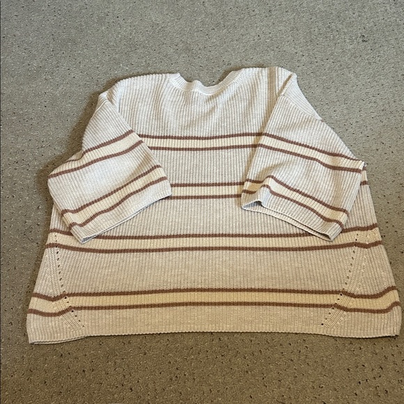 Gentle Fawn Knit Sweater - Picture 3 of 8